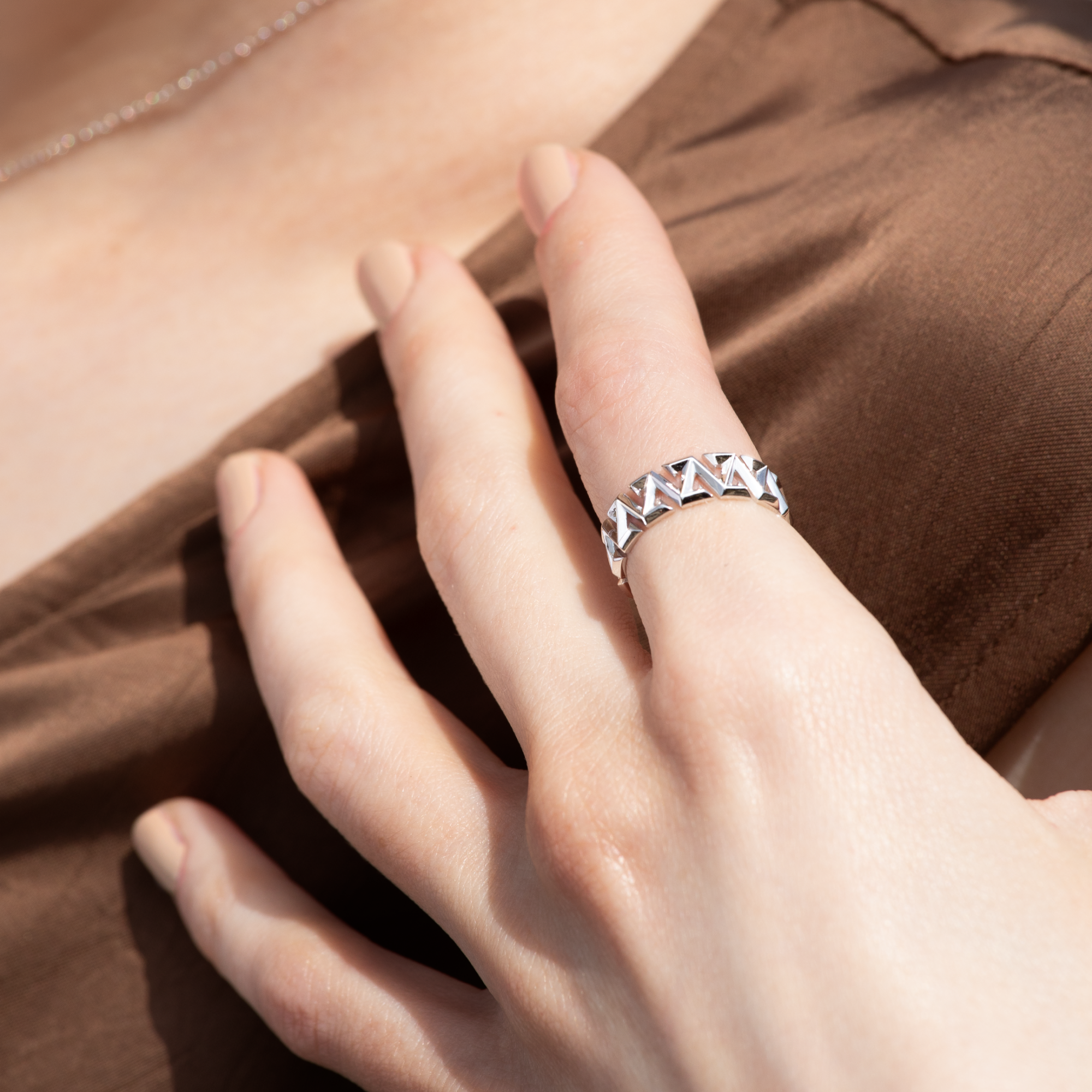 AZ Signature S Ring