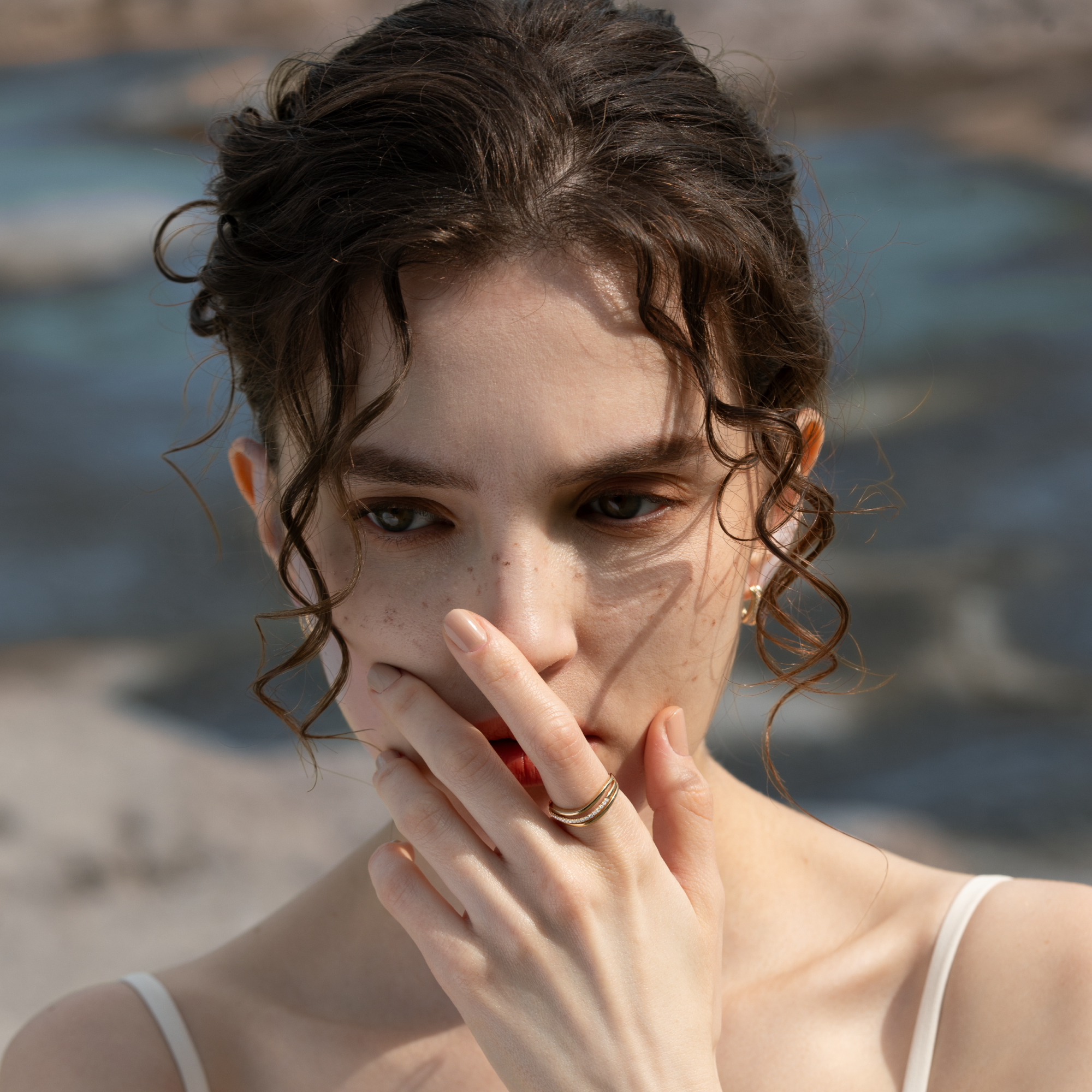 Trio Waves Ring