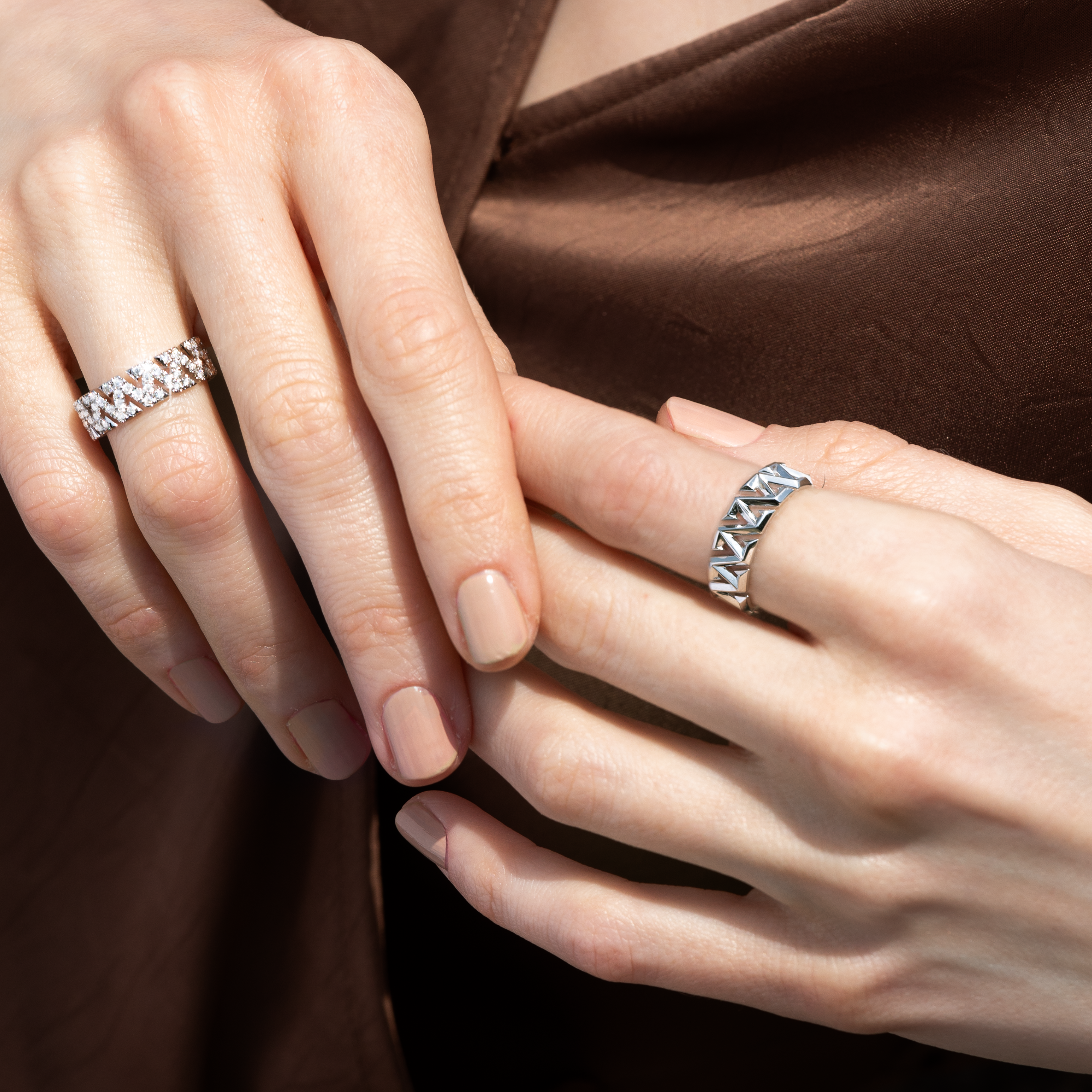 AZ Signature S Ring